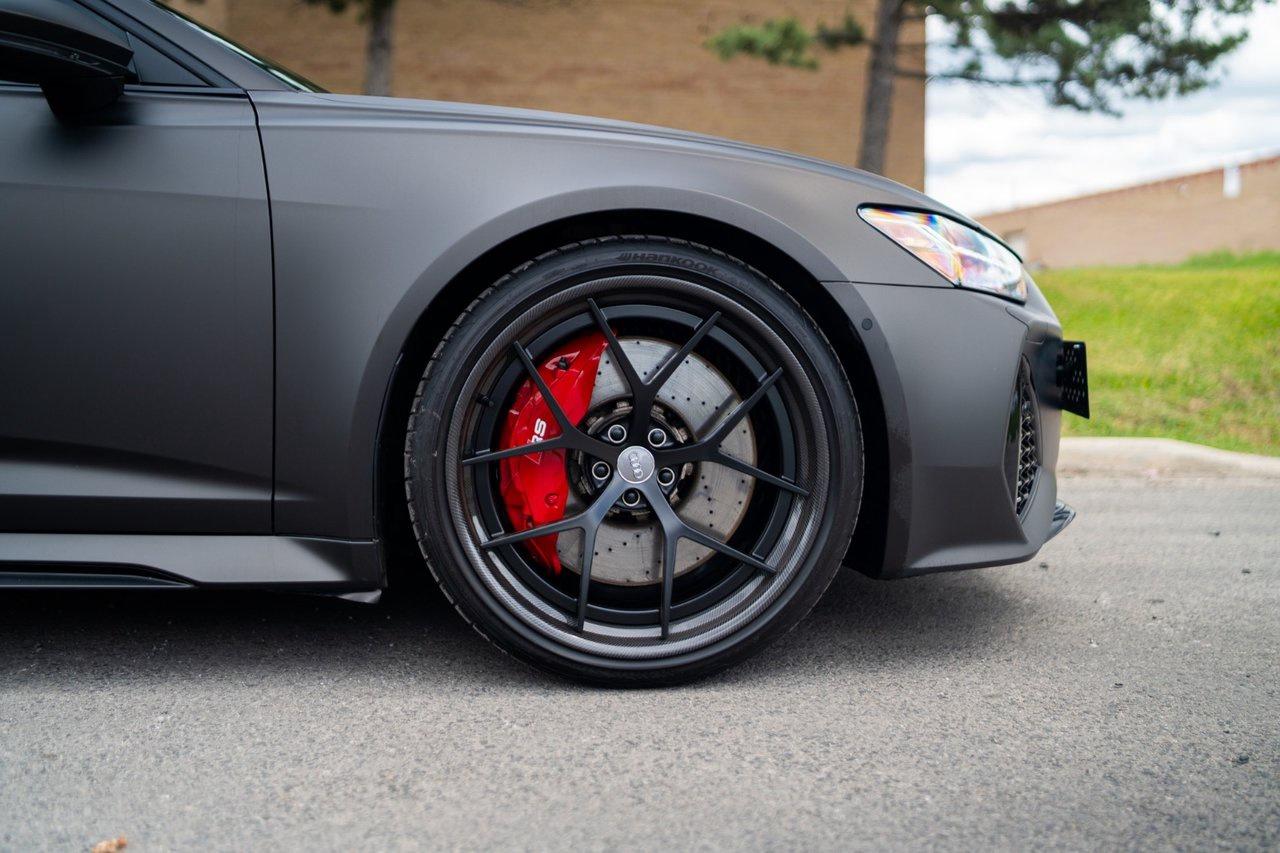 2023 Audi RS 6 Avant  Photo