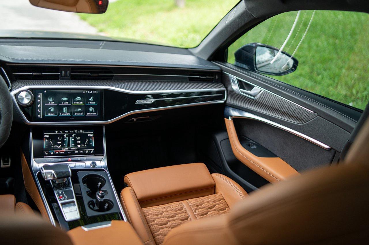 2023 Audi RS 6 Avant  Photo