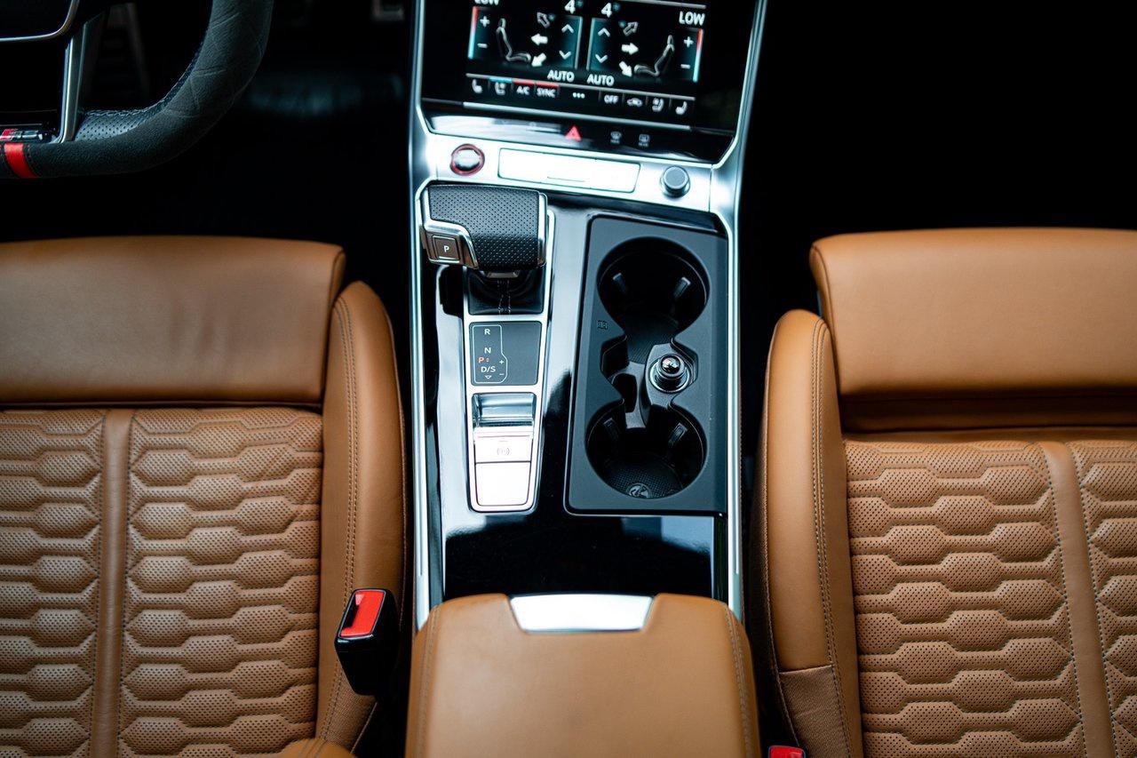 2023 Audi RS 6 Avant  Photo