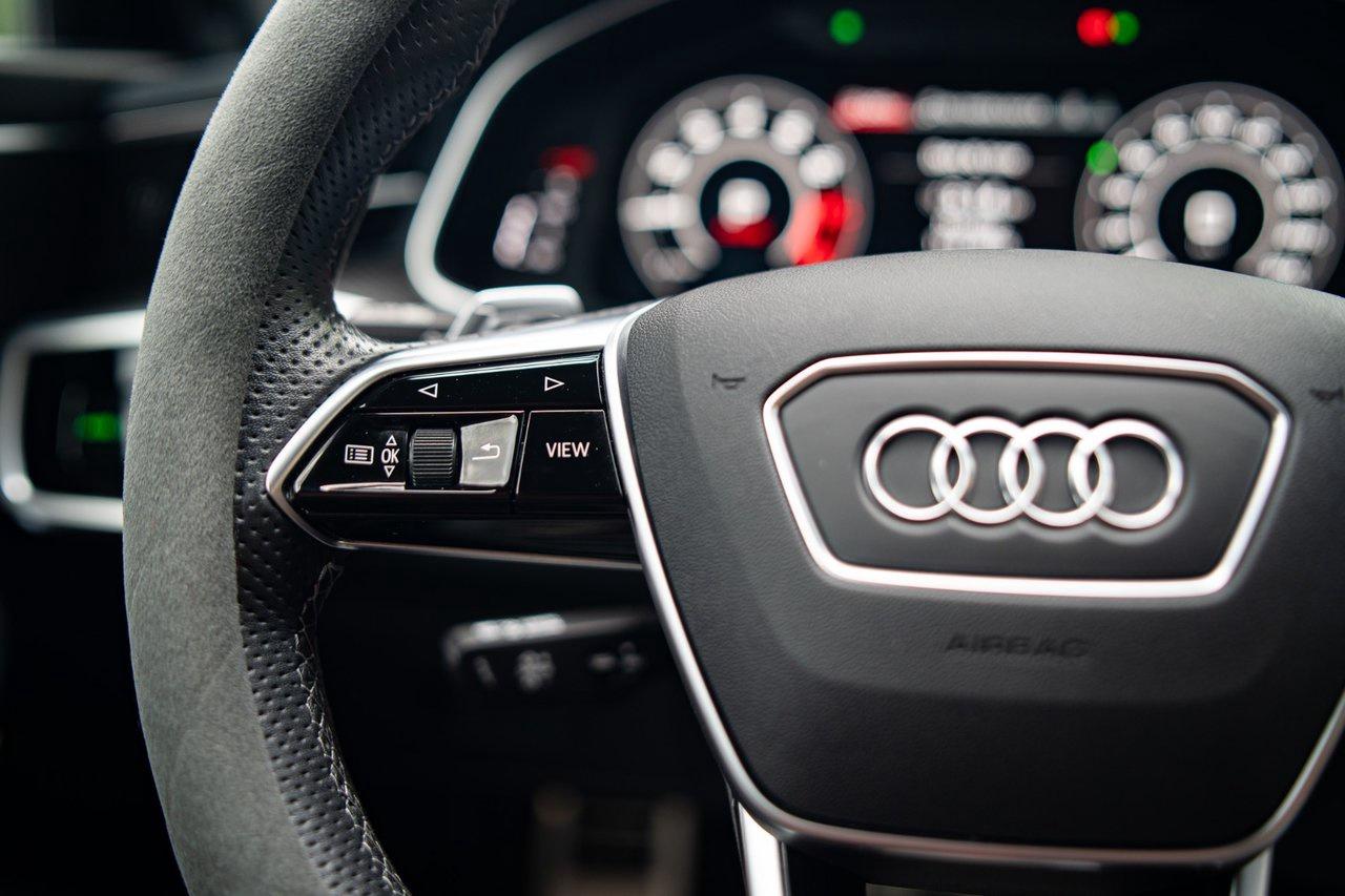 2023 Audi RS 6 Avant  Photo