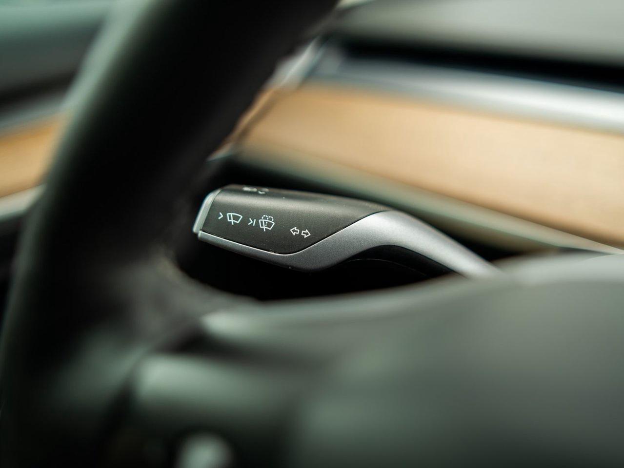 2022 Tesla Model 3 Long Range AWD Photo