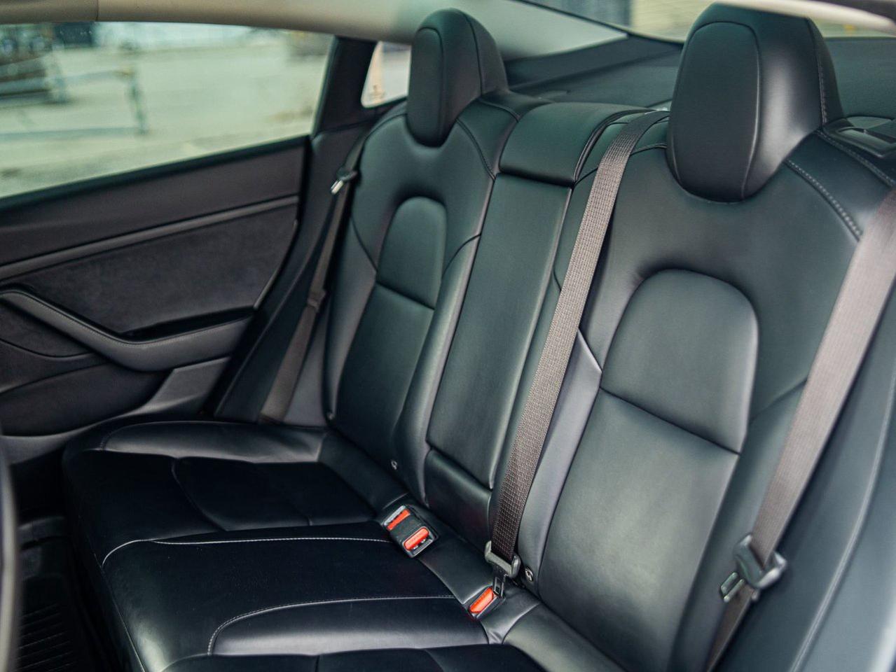 2022 Tesla Model 3 Long Range AWD Photo