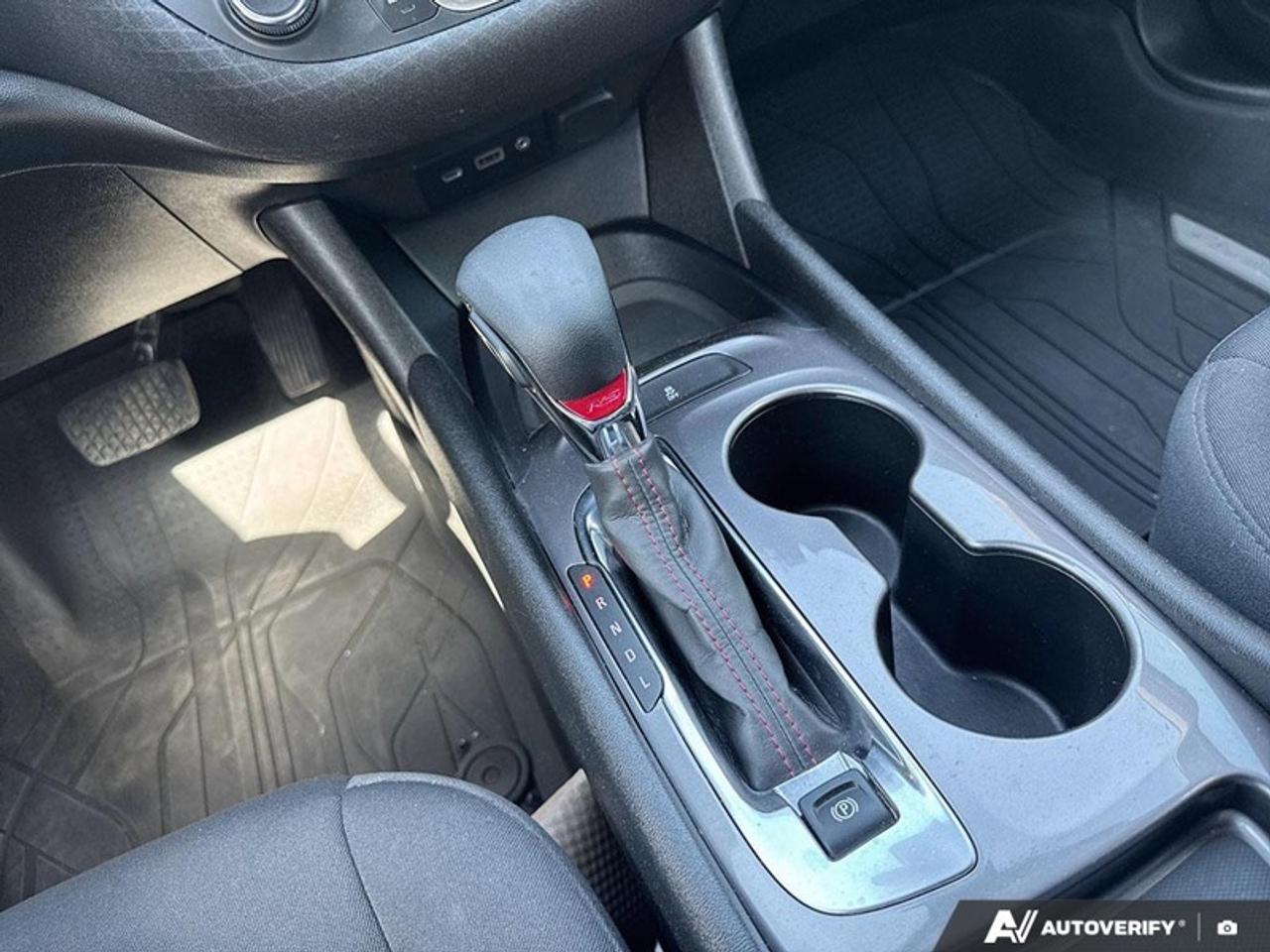 2022 Chevrolet Malibu RS  - Aluminum Wheels -  Android Auto Photo
