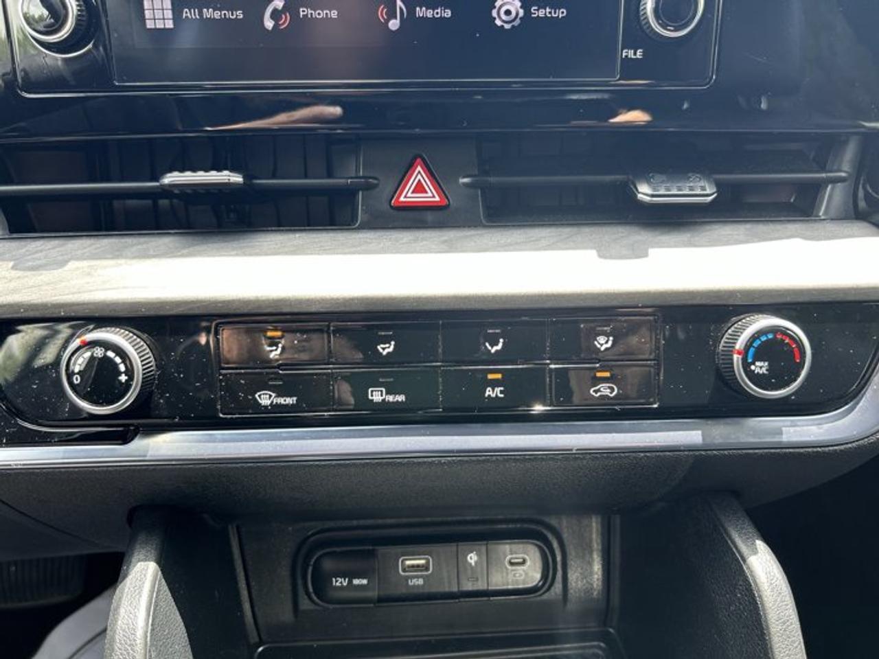 2023 Kia Sportage LX AWD | No Accidents | Leather Seats | Heated Steering Photo