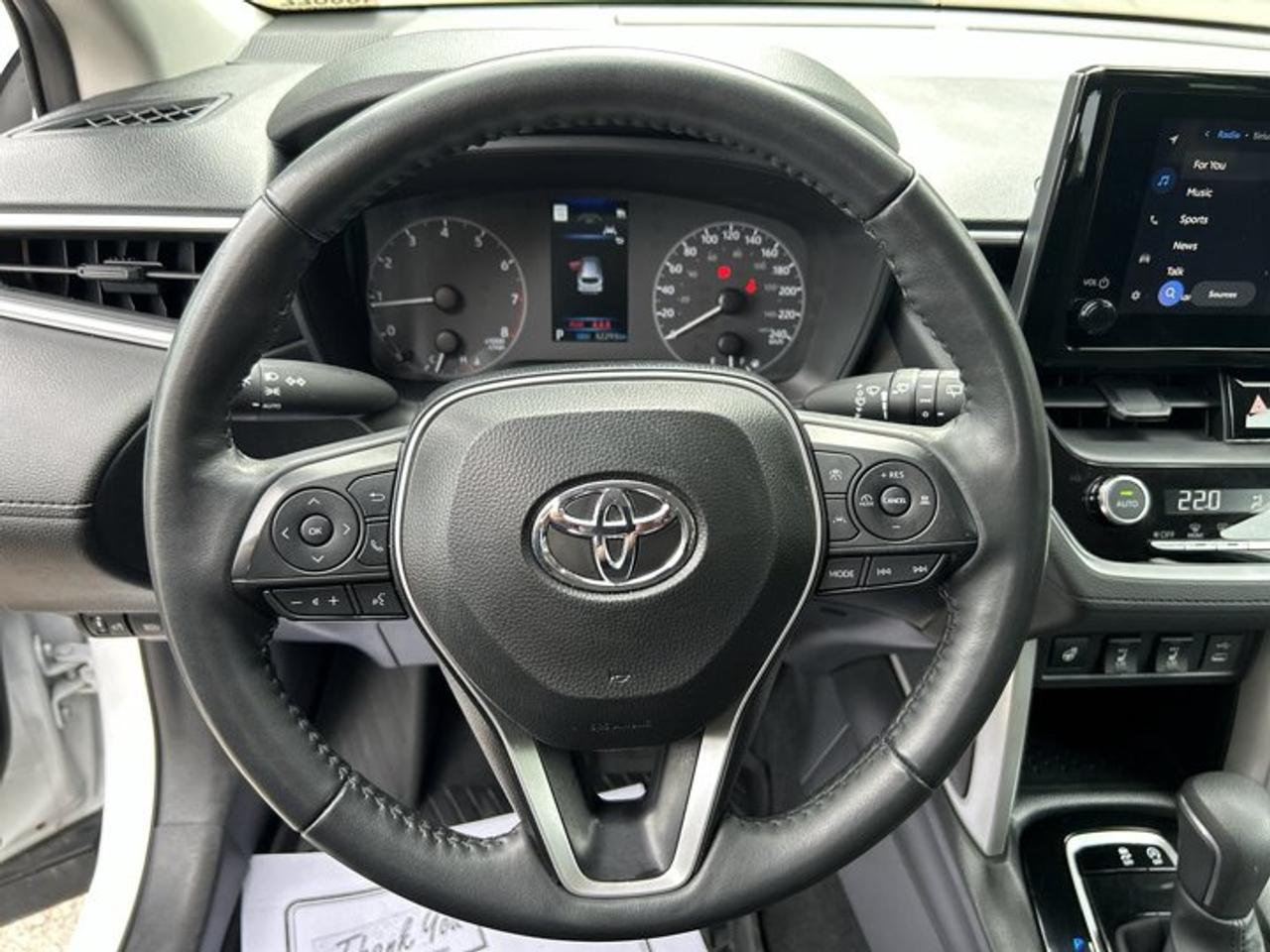2025 Toyota Corolla Cross LE AWD | No Accidents | Heated Steering Photo