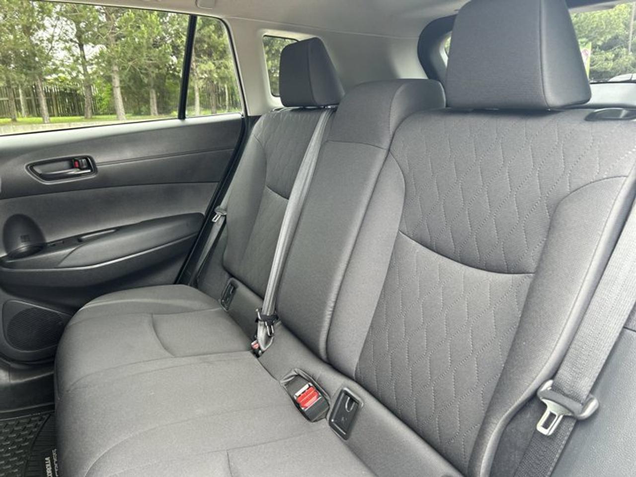 2025 Toyota Corolla Cross LE AWD | No Accidents | Heated Steering Photo
