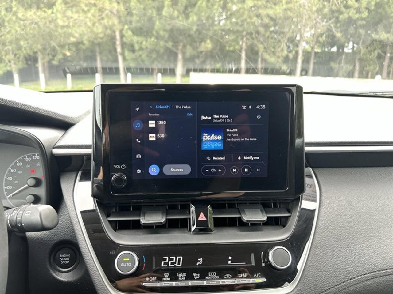 2025 Toyota Corolla Cross LE AWD | No Accidents | Heated Steering Photo