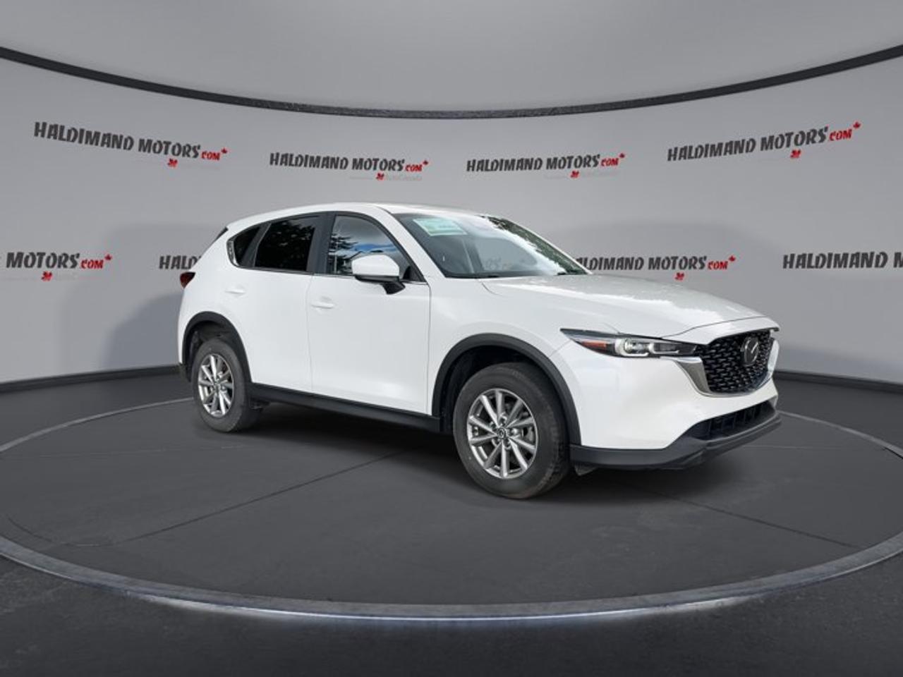 2024 Mazda CX-5 GS AWD | One Owner | No Accidents | Leather Seats Photo