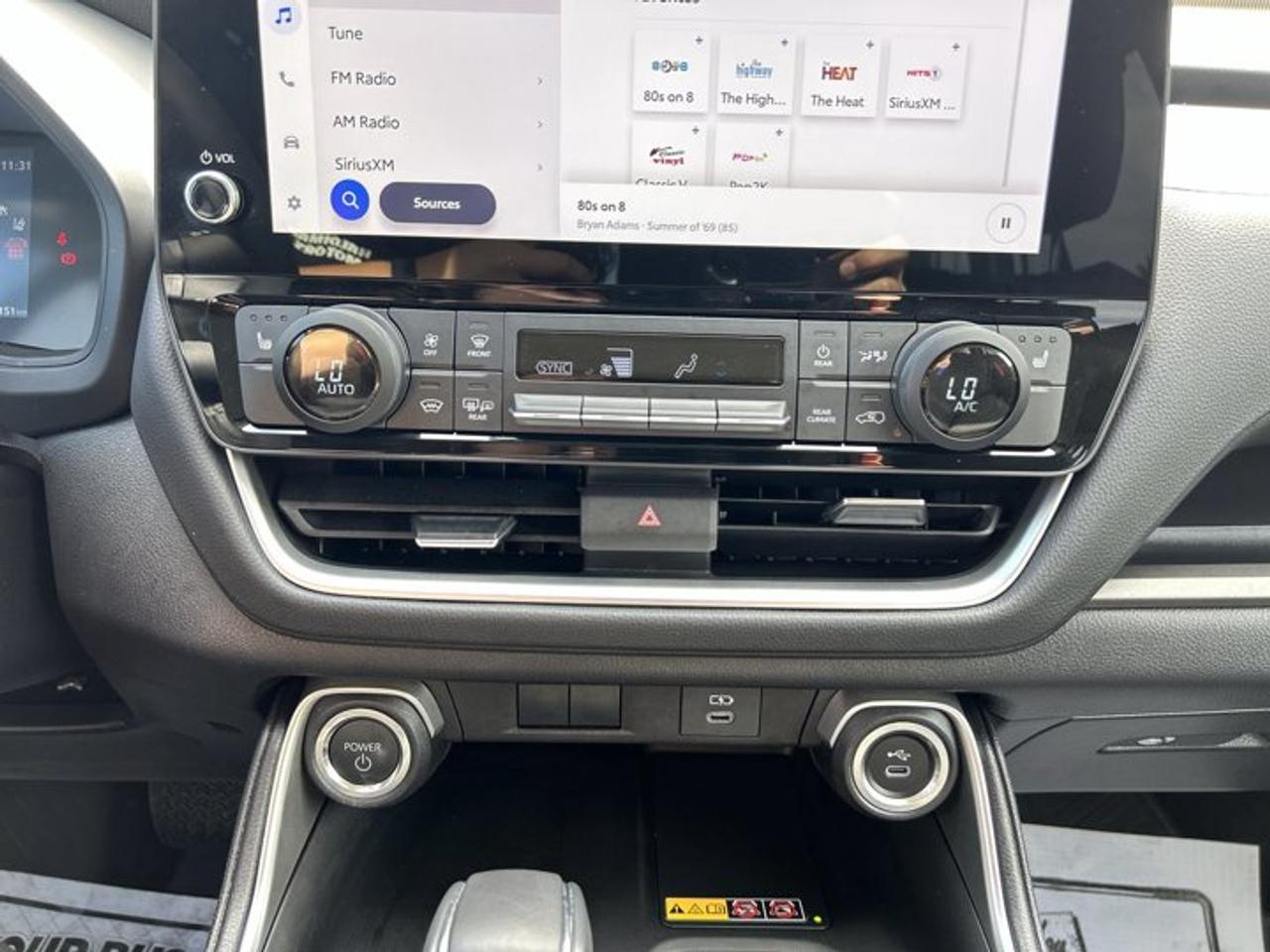 2026 Toyota Grand Highlander XLE AWD | One Owner | No Accidents | Leather Seats Photo