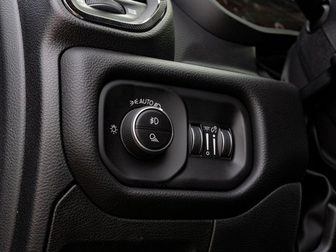 2026 RAM 1500 SPORT Photo