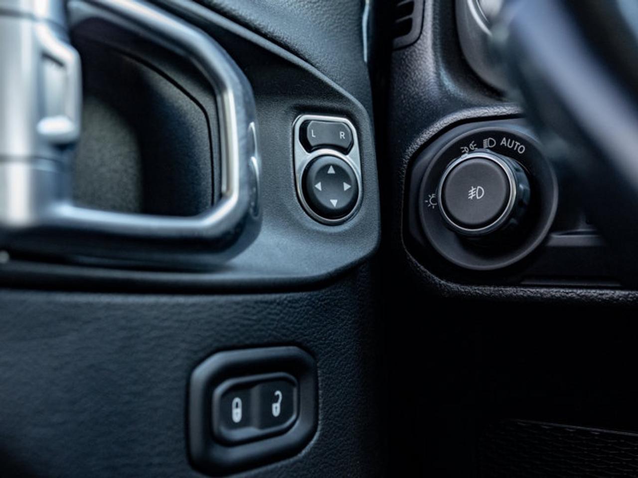 2022 Jeep Wrangler Unlimited Sahara Photo