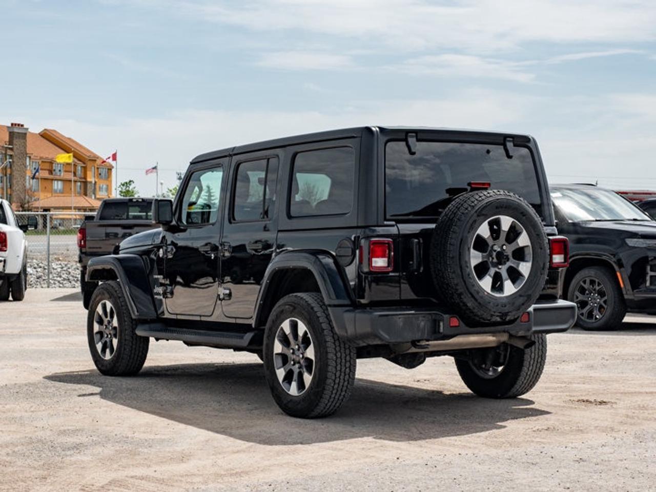 2021 Jeep Wrangler Unlimited Sahara Photo