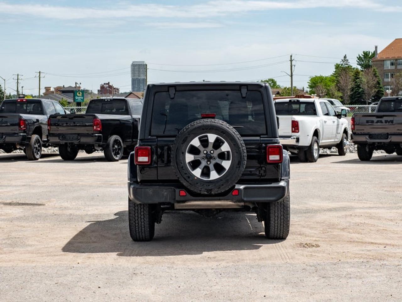 2021 Jeep Wrangler Unlimited Sahara Photo
