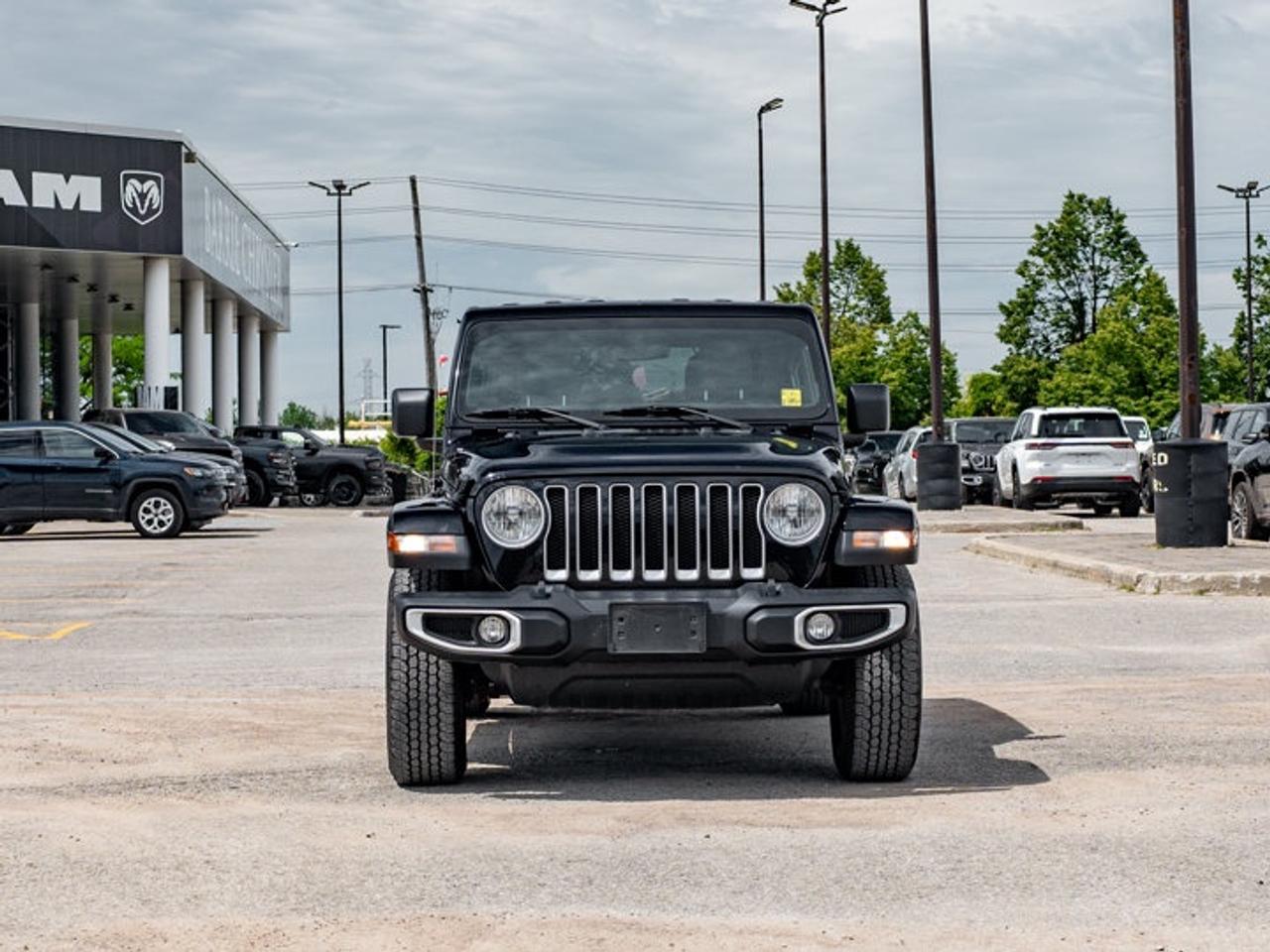 2021 Jeep Wrangler Unlimited Sahara Photo