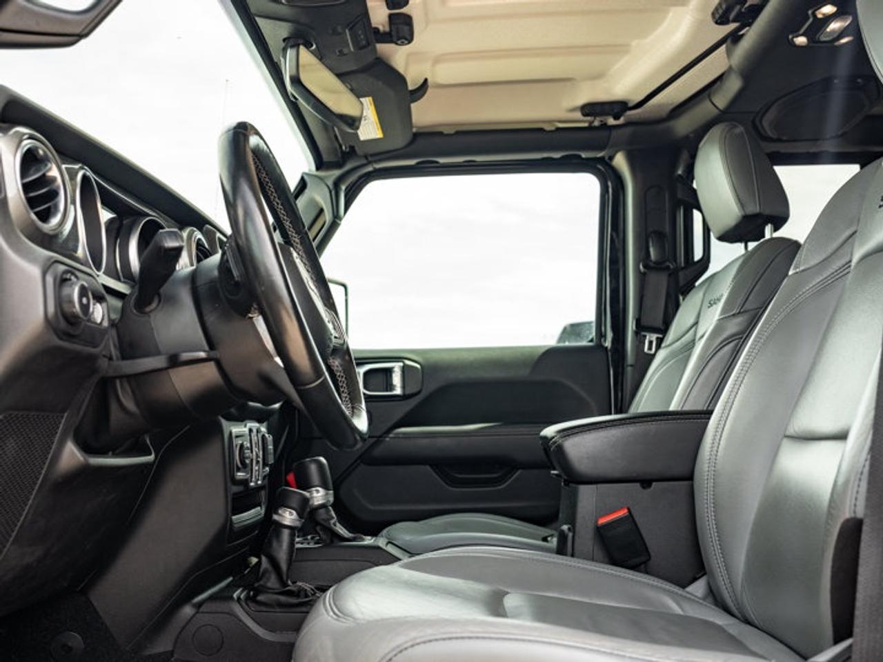2021 Jeep Wrangler Unlimited Sahara Photo