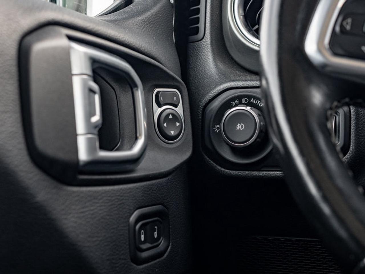 2021 Jeep Wrangler Unlimited Sahara Photo