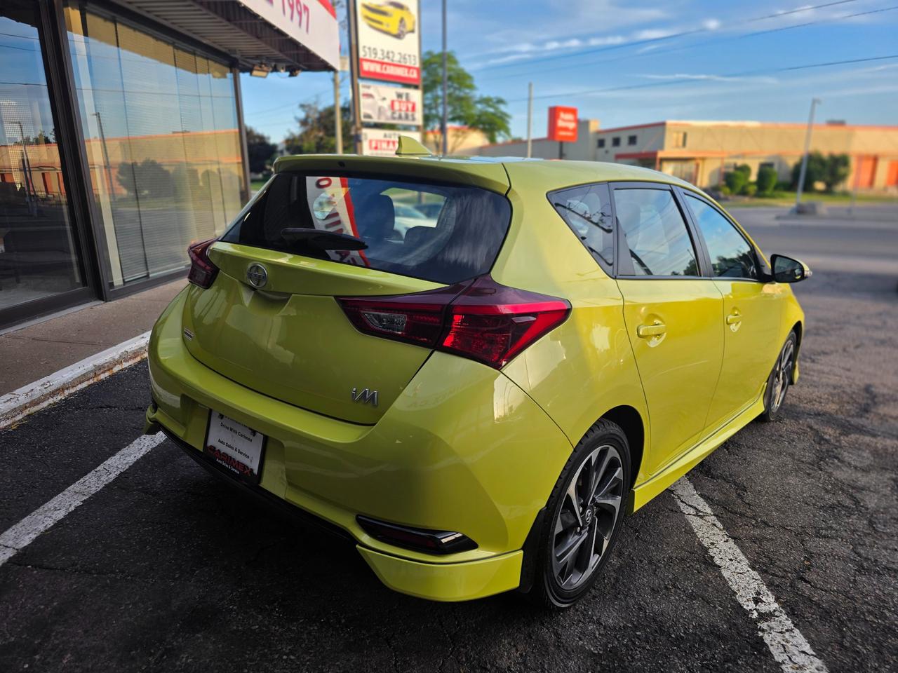 2016 Scion iM MANUAL | LOW KMS | ONE OWNER | ACCIDENT FREE | RUSTPROOFED YEARLY Photo4