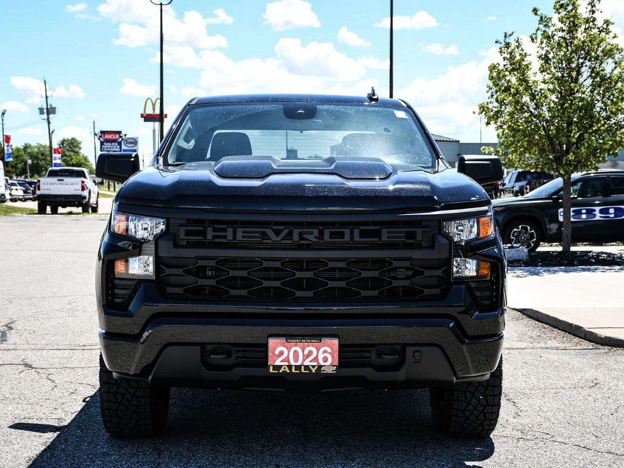 2026 Chevrolet Silverado 1500 Custom Trail Boss Photo