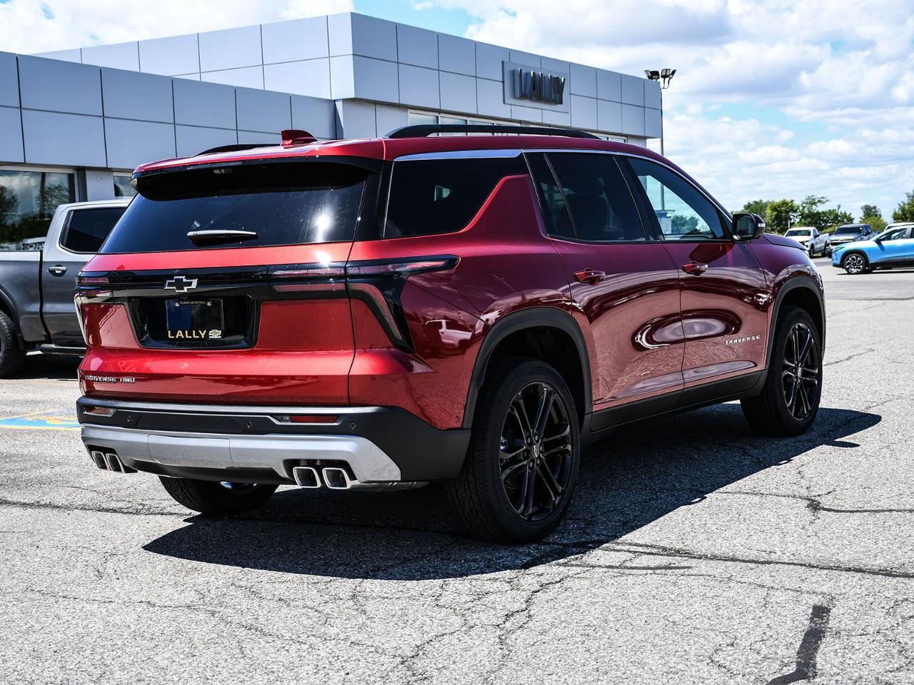 2026 Chevrolet Traverse LT Photo