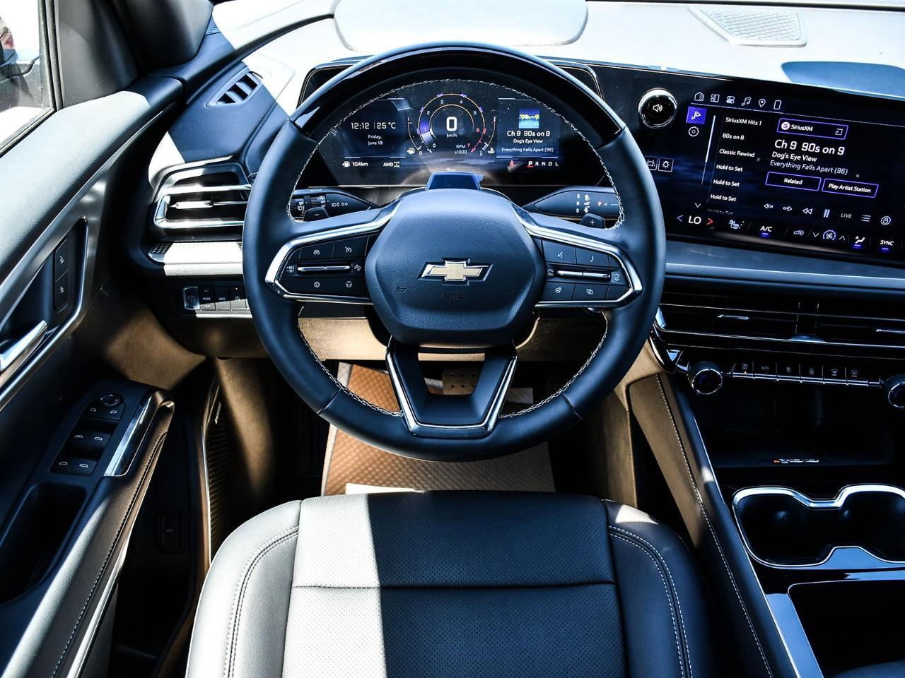 2026 Chevrolet Traverse LT Photo