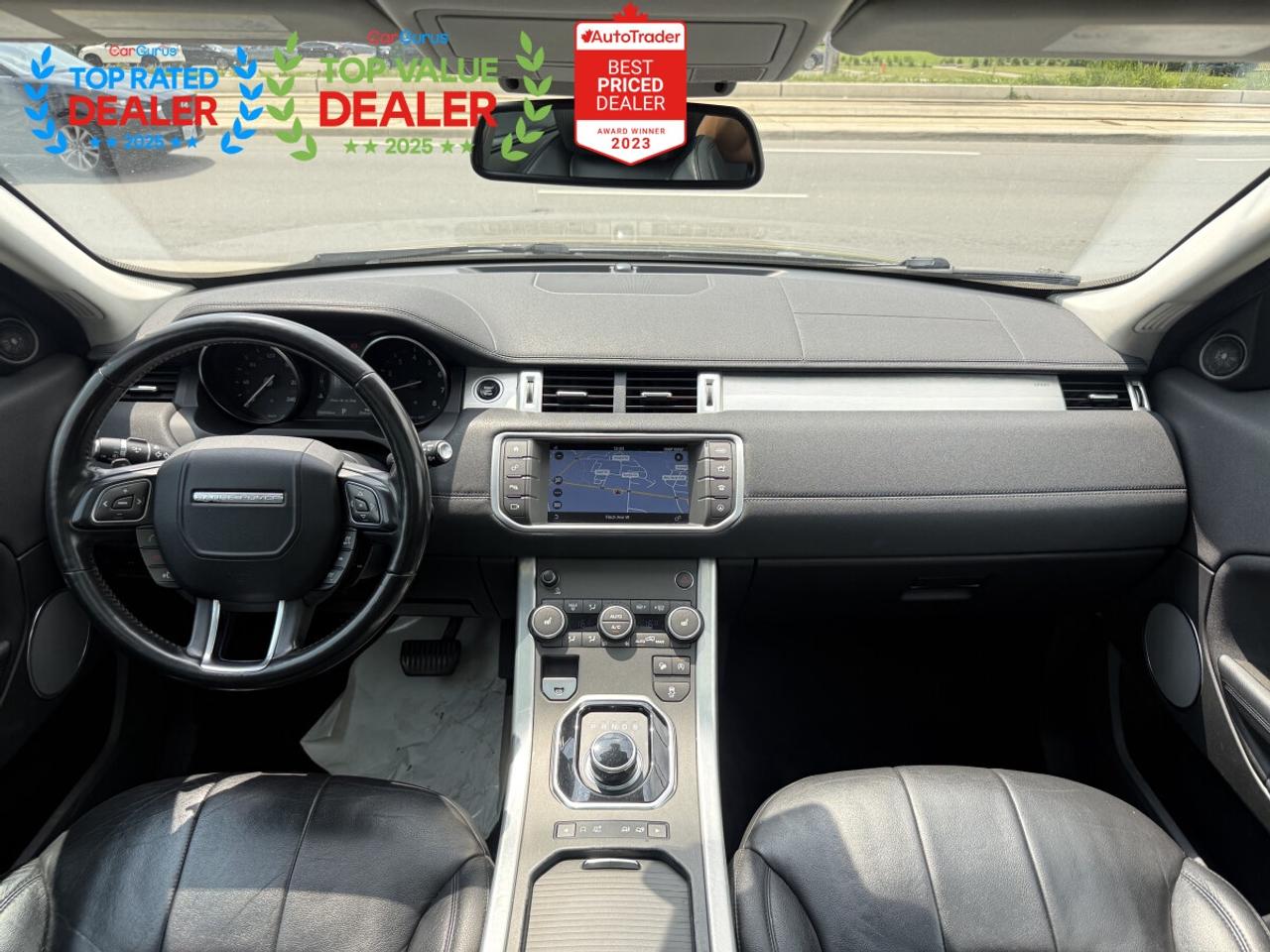 2017 Land Rover Evoque SE | PANO | REAR CAMERA | LOADED Photo