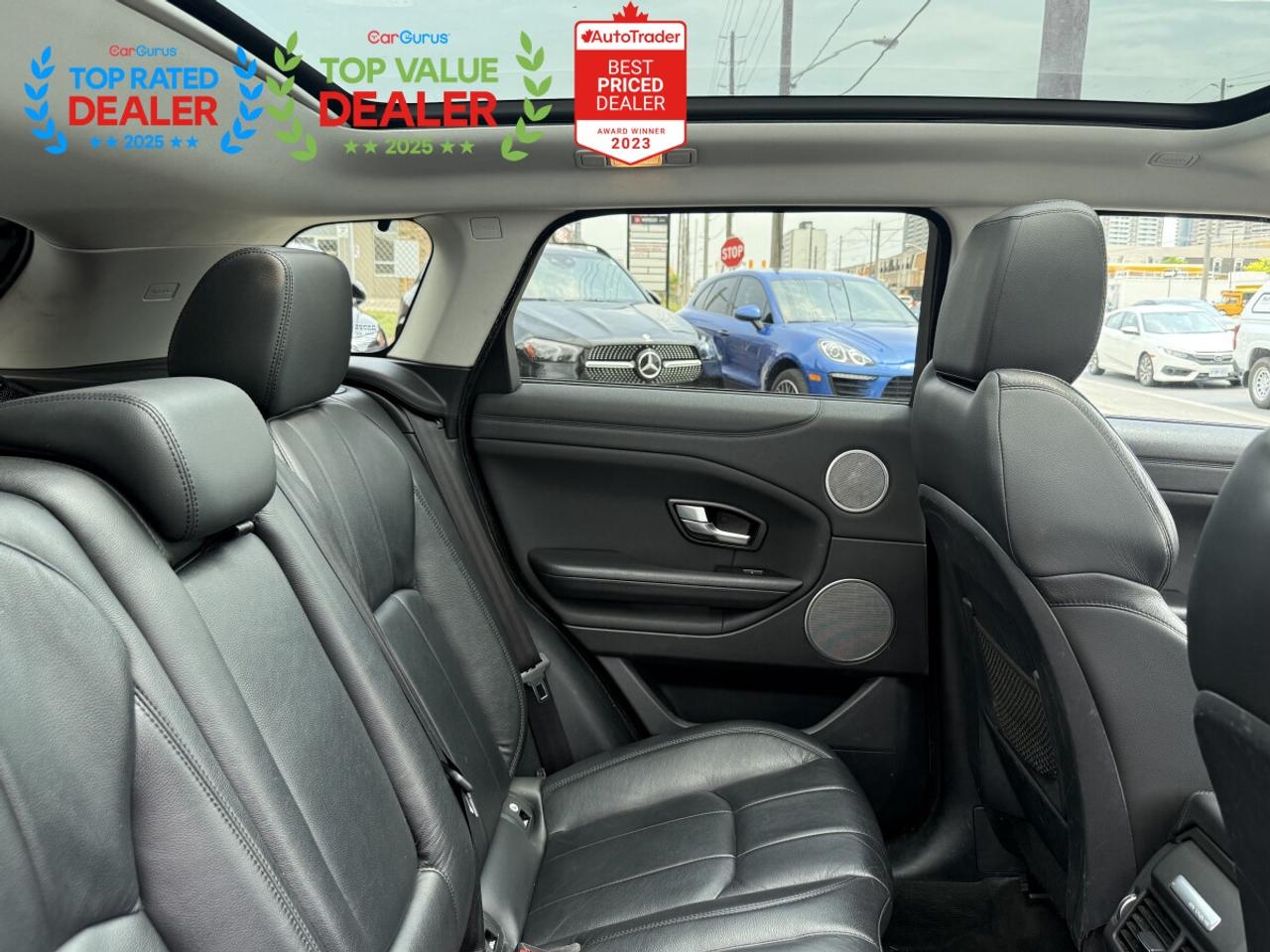 2017 Land Rover Evoque SE | PANO | REAR CAMERA | LOADED Photo