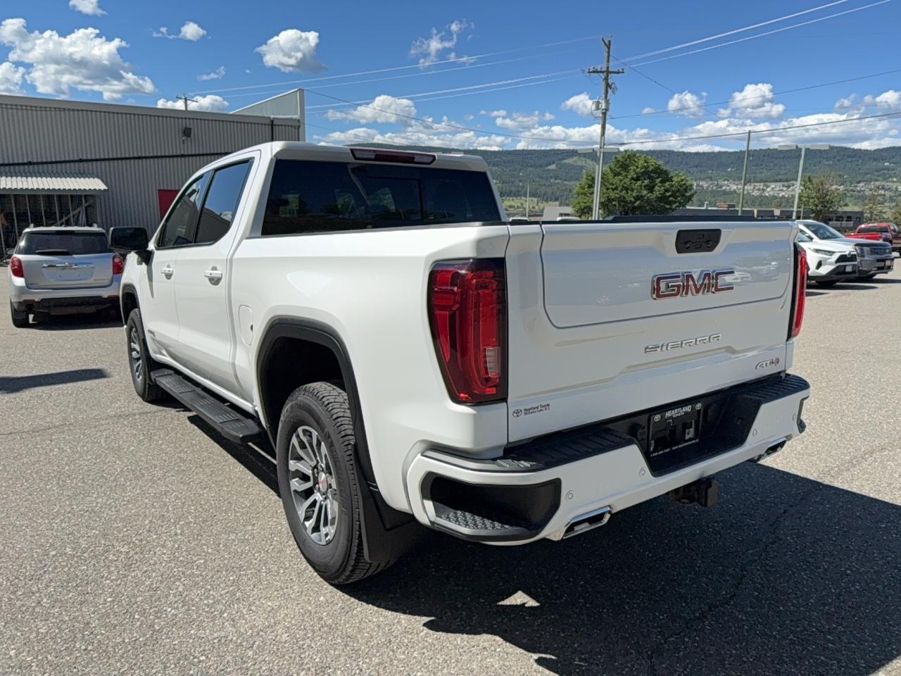 2020 GMC Sierra 1500 AT4 Photo