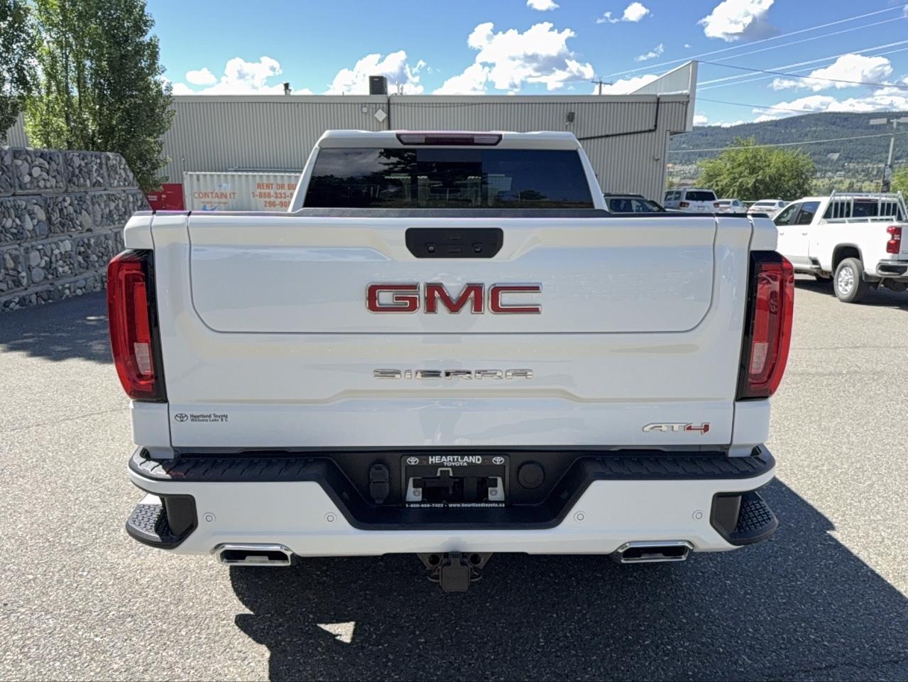 2020 GMC Sierra 1500 AT4 Photo