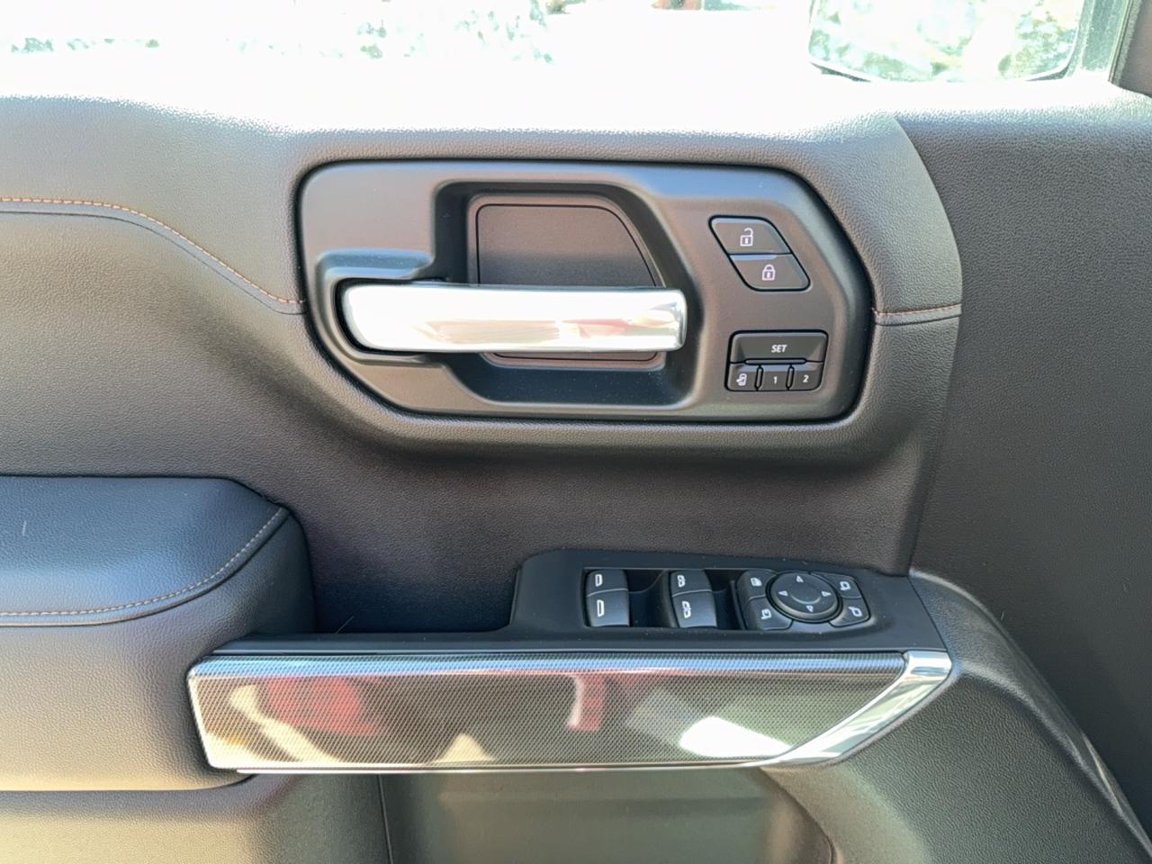 2020 GMC Sierra 1500 AT4 Photo