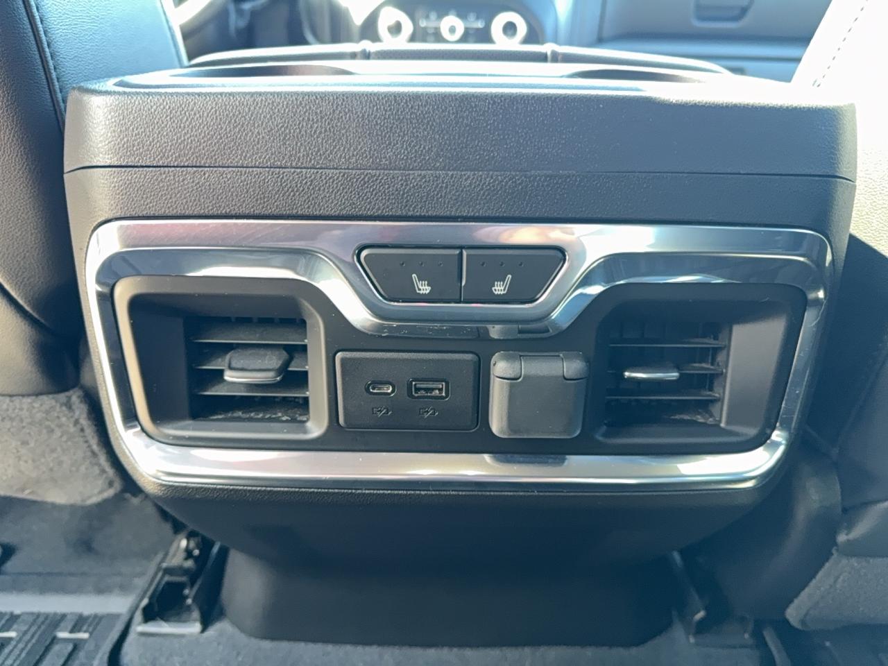 2020 GMC Sierra 1500 AT4 Photo
