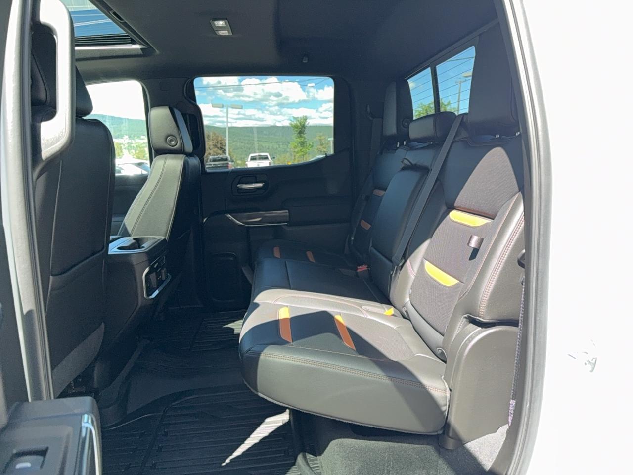 2020 GMC Sierra 1500 AT4 Photo