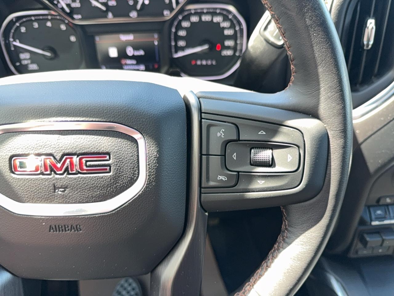 2020 GMC Sierra 1500 AT4 Photo
