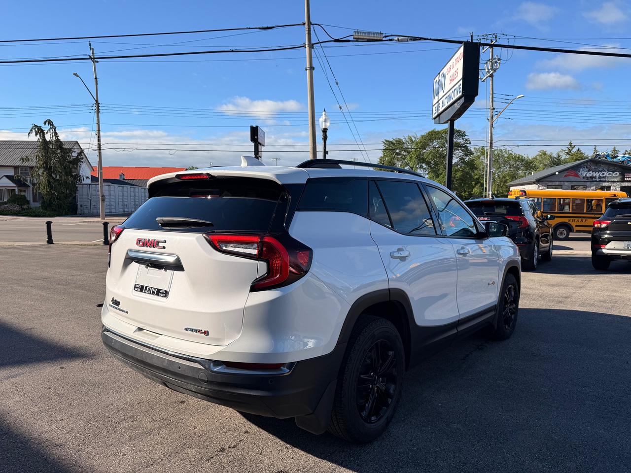 2024 GMC Terrain AT4 Photo