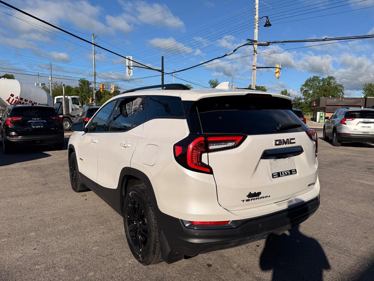 2024 GMC Terrain AT4 Photo