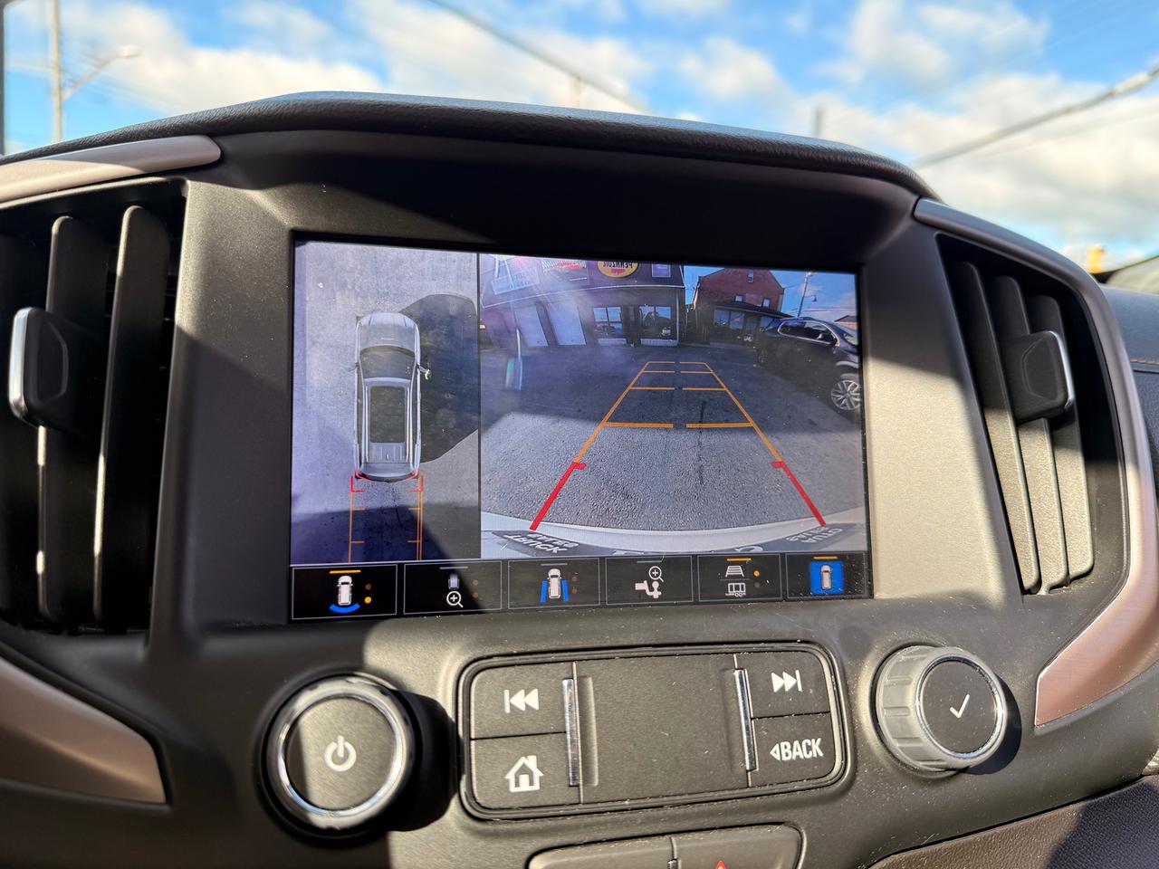 2024 GMC Terrain AT4 Photo