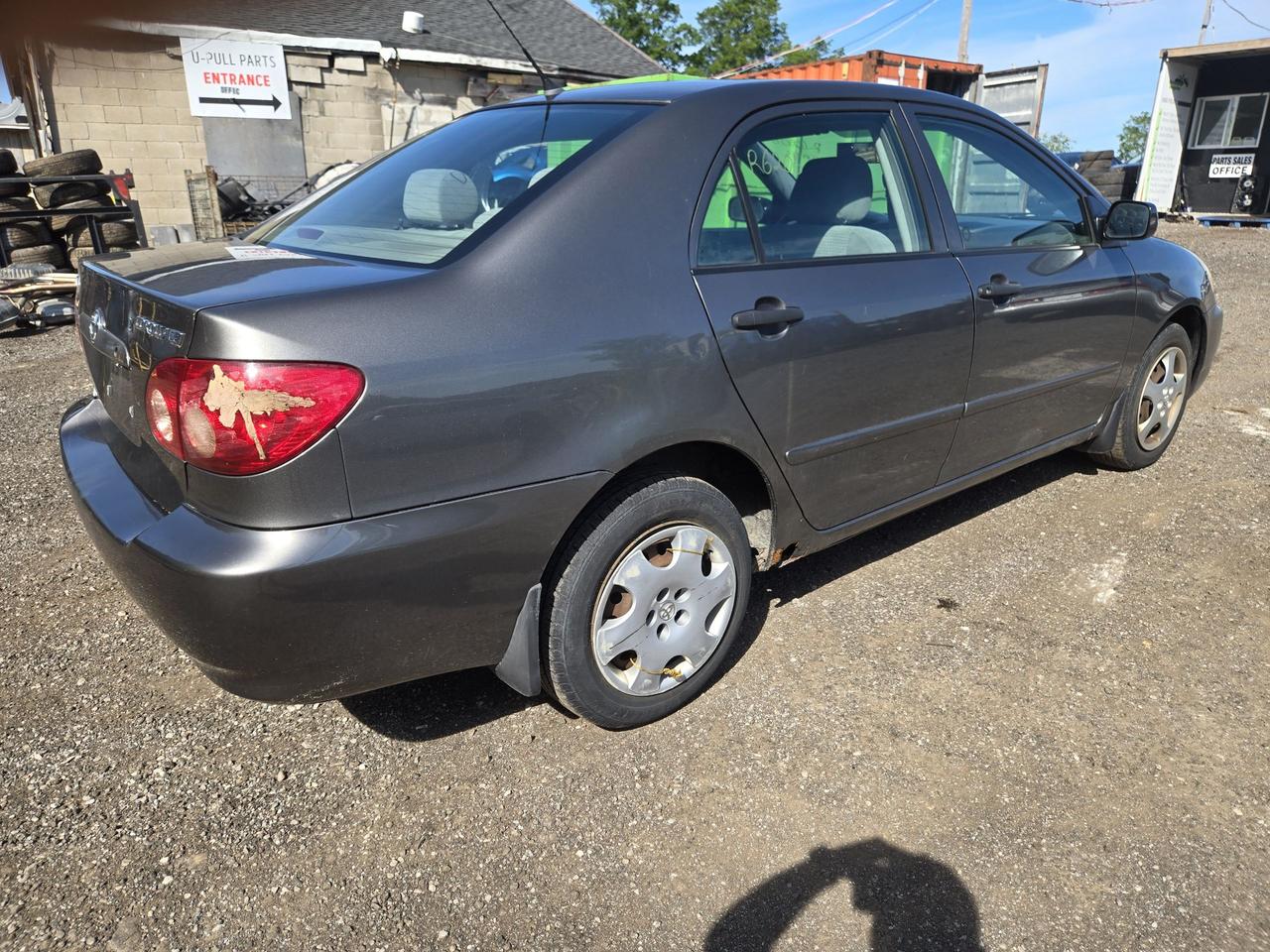 2005 Toyota Corolla CE Photo