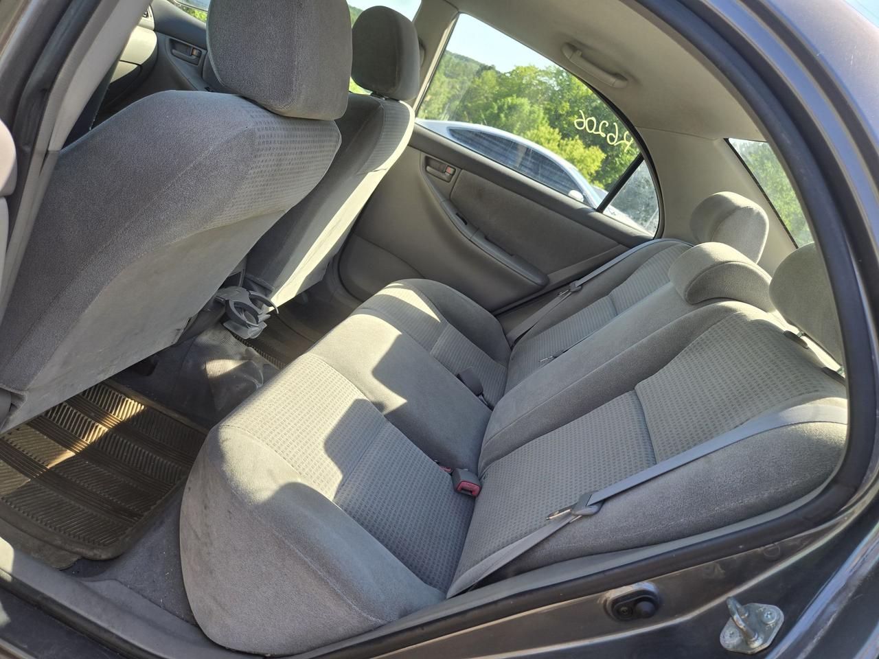 2005 Toyota Corolla CE Photo