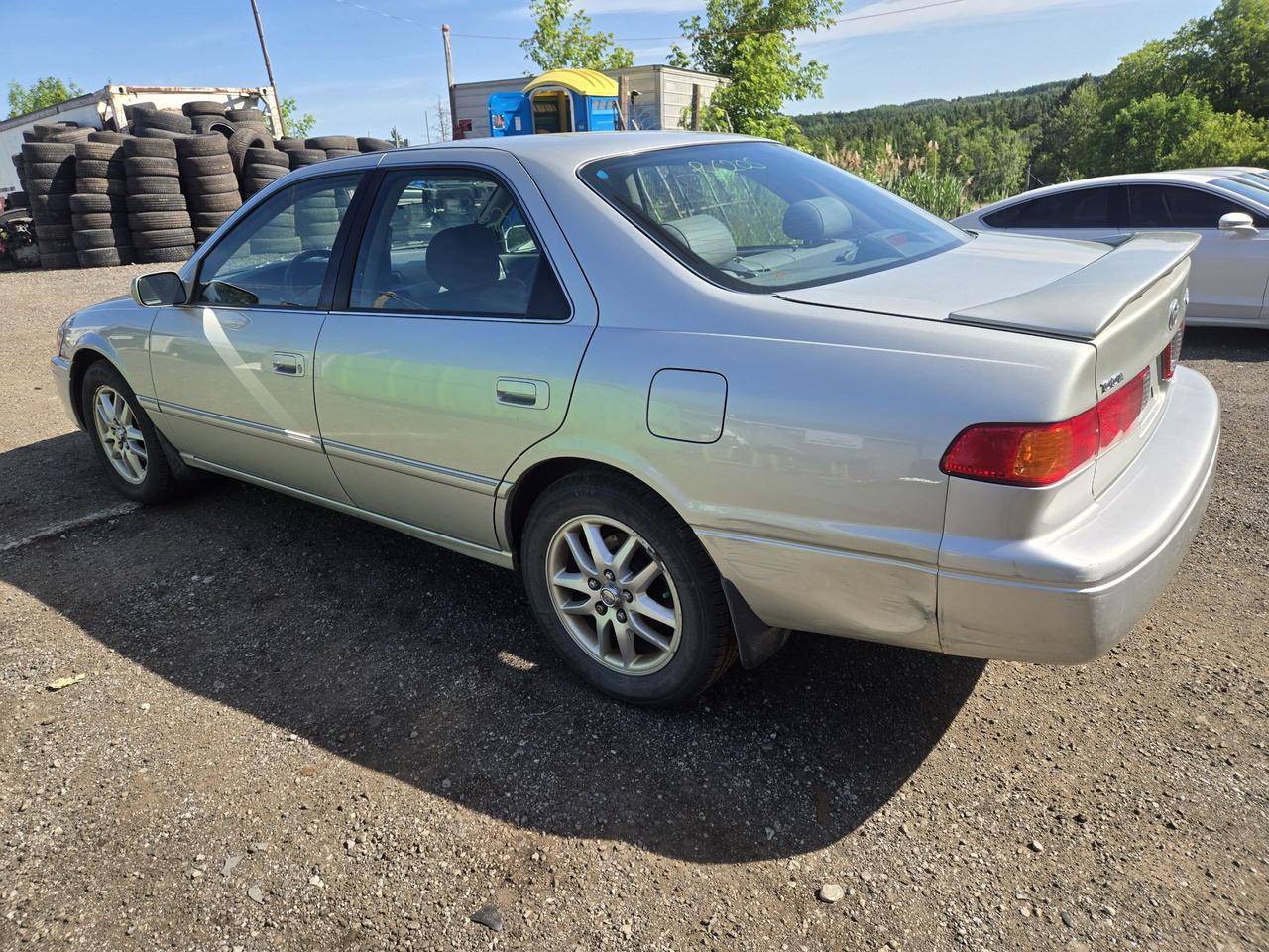 2001 Toyota Camry XLE Photo
