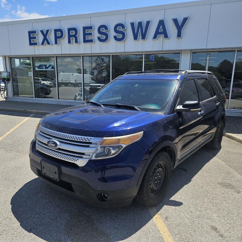 <p class=MsoNormal style=margin: 0cm 0cm 8pt; line-height: 13.8pt; font-size: 12pt; font-family: Aptos, sans-serif;><strong><span style=font-family: Calibri, sans-serif;>Carfax history report available with every vehicle!</span></strong></p><p>&nbsp;</p><p class=MsoNormal style=margin: 0cm 0cm 8pt; line-height: 13.8pt; font-size: 12pt; font-family: Aptos, sans-serif;><em><span style=font-family: Calibri, sans-serif;>The Vehicles History is no mystery!</span></em></p><p>&nbsp;</p><p class=MsoNormal style=margin: 0cm 0cm 8pt; line-height: 13.8pt; font-size: 12pt; font-family: Aptos, sans-serif;><strong><span style=font-family: Calibri, sans-serif;>2 locations to better serve YOU! &ndash; Stratford and New Hamburg<br>New or Pre-Owned vehicles are shared between both locations &ndash; please contact Sales to confirm.</span></strong></p><p>&nbsp;</p><p class=MsoNormal style=margin: 0cm 0cm 8pt; line-height: 13.8pt; font-size: 12pt; font-family: Aptos, sans-serif;><span style=font-family: Calibri, sans-serif;>That&rsquo;s something that can be said for every used vehicle purchased at&nbsp;<strong>Expressway</strong>.</span></p><p>&nbsp;</p><p class=MsoNormal style=margin: 0cm 0cm 8pt; line-height: 13.8pt; font-size: 12pt; font-family: Aptos, sans-serif;><span style=font-family: Calibri, sans-serif;>Purchasing a used vehicle from&nbsp;<strong>Expressway&nbsp;</strong>is a decision that you will be able to make with confidence knowing that you&rsquo;re getting the most that a vehicle and dealership can offer to you.</span></p><p>&nbsp;</p><p class=MsoNormal style=margin: 0cm 0cm 8pt; line-height: 13.8pt; font-size: 12pt; font-family: Aptos, sans-serif;><span style=font-family: Calibri, sans-serif;>Used Vehicle Warranty Coverage &ndash; Expressway Motors Limited<br><br>All Expressway Certified Vehicles include the following coverage, subject to terms and conditions:</span></p><p><br><br></p><ul style=margin-bottom: 0cm; margin-top: 0cm; type=square><li class=MsoNormal style=margin: 0cm 0cm 12pt; line-height: 13.8pt; font-size: 12pt; font-family: Aptos, sans-serif;><span style=font-family: Calibri, sans-serif;>Remaining Factory Warranty:</span></li></ul><p><br><br><br></p><ul style=margin-bottom: 0cm; margin-top: 0cm; type=square><li class=MsoNormal style=margin: 0cm 0cm 8pt; line-height: 13.8pt; font-size: 12pt; font-family: Aptos, sans-serif;><span style=font-family: Calibri, sans-serif;>If the vehicle is still within the manufacture&rsquo;s original warranty period, that coverage is fully transferable and can be used at any authorized Ford dealership in Canada or the United States.</span></li></ul><p><br><br><br></p><ul style=margin-bottom: 0cm; margin-top: 0cm; type=square><li class=MsoNormal style=margin: 0cm 0cm 8pt; line-height: 13.8pt; font-size: 12pt; font-family: Aptos, sans-serif;><span style=font-family: Calibri, sans-serif;>30-Day / 500km MTO Safety Warranty: From the date of delivery, Expressway Motors Ltd offers coverage on all safety-related component failures for 30 days or 500km (whichever comes first). This includes a $0 deductible when repairs are completed at Expressway Motors Ltd. (New Hamburg or Stratford)</span></li></ul><p><br><br><br></p><ul style=margin-bottom: 0cm; margin-top: 0cm; type=square><li class=MsoNormal style=margin: 0cm 0cm 8pt; line-height: 13.8pt; font-size: 12pt; font-family: Aptos, sans-serif;><span style=font-family: Calibri, sans-serif;>6-Mon / 6,000km Powertrain PLUS Warranty: This coverage includes major components such as engine, transmission, driveline, steering and suspension. It excludes minor fluid leaks (drips and seepage). A $200 deductible applies per claim. This warranty is exclusive to Expressway Motors Ltd and all covered repairs must be completed at our New Hamburg or Stratford locations.</span></li></ul><p><br><br><br></p><ul style=margin-bottom: 0cm; margin-top: 0cm; type=square><li class=MsoNormal style=margin: 0cm 0cm 8pt; line-height: 13.8pt; font-size: 12pt; font-family: Aptos, sans-serif;><span style=font-family: Calibri, sans-serif;>*Terms are subject to change. See your Sales Consultant for details.</span></li></ul><p><br><br></p><p class=MsoNormal style=margin: 0cm 0cm 13.5pt; line-height: normal; font-size: 12pt; font-family: Aptos, sans-serif;><strong><span style=font-family: Calibri, sans-serif;>Warranty:</span></strong><span style=font-family: Calibri, sans-serif;>&nbsp;We offer best in class Extended Protection options with flexible terms that can be tailored to your needs at a price that you can afford.</span></p><p>&nbsp;</p><p class=MsoNormal style=margin: 0cm 0cm 8pt; line-height: 13.8pt; font-size: 12pt; font-family: Aptos, sans-serif;><strong><span style=font-family: Calibri, sans-serif;>Finance:</span></strong><span style=font-family: Calibri, sans-serif;>&nbsp;At Expressway we have some of the best Finance Managers in the business that work with all the Major banks and Core Lenders. The Relationships we have built will help guarantee that you get the lowest rate possible</span></p><p>&nbsp;</p><p class=MsoNormal style=margin: 0cm 0cm 8pt; line-height: 13.8pt; font-size: 12pt; font-family: Aptos, sans-serif;><span style=font-family: Calibri, sans-serif;>Check out our great selection of vehicles at Expressway in New Hamburg and Stratford Locations!</span></p><p>&nbsp;</p><p class=MsoNormal style=margin: 0cm 0cm 8pt; line-height: 13.8pt; font-size: 12pt; font-family: Aptos, sans-serif;><strong><span style=font-family: Calibri, sans-serif;>Call Expressway for your quote today!</span></strong></p><p>&nbsp;</p><p class=MsoNormal style=margin: 0cm 0cm 8pt; line-height: 13.8pt; font-size: 12pt; font-family: Aptos, sans-serif;><strong><span style=font-family: Calibri, sans-serif;>New Hamburg:</span></strong><span style=font-family: Calibri, sans-serif;>&nbsp;<a href=tel:+15196623900><span style=color: #0563c1;>519*662*3900</span></a></span></p><p>&nbsp;</p><p class=MsoNormal style=margin: 0cm 0cm 8pt; line-height: 13.8pt; font-size: 12pt; font-family: Aptos, sans-serif;><strong><span style=font-family: Calibri, sans-serif;>Stratford</span></strong><span style=font-family: Calibri, sans-serif;>:&nbsp;<a href=tel:+15192713900><span style=color: #0563c1;>519*271*3900</span></a></span></p><p>&nbsp;</p><p class=MsoNormal style=margin: 0cm 0cm 8pt; line-height: 13.8pt; font-size: 12pt; font-family: Aptos, sans-serif;><span style=font-family: Calibri, sans-serif;>or visit us online at:&nbsp;<a href=https://www.expresswayford.com/><span style=color: #0563c1;>www.expresswayford.com</span></a></span></p><p>&nbsp;</p><p class=MsoNormal style=margin: 0cm 0cm 8pt; line-height: 13.8pt; font-size: 12pt; font-family: Aptos, sans-serif;><strong><span style=font-family: Calibri, sans-serif;>**ALL REPAIRS MUST BE DONE BY EXPRESSWAY MOTORS LTD, STRATFORD OR NEW HAMBURG LOCATIONS**</span></strong></p><p>&nbsp;</p><p class=MsoNormal style=margin: 0cm 0cm 8pt; line-height: 13.8pt; font-size: 12pt; font-family: Aptos, sans-serif;><strong><span style=font-family: Calibri, sans-serif;>We pride ourselves in No Hassle, No Pressure, Honest Service. We practice full disclosure with all our used vehicles and have a Better Business Bureau A+ rating!</span></strong></p><p>&nbsp;</p><p class=MsoNormal style=margin: 0cm 0cm 8pt; line-height: 13.8pt; font-size: 12pt; font-family: Aptos, sans-serif;><span style=font-size: 8pt; font-family: Calibri, sans-serif;>**Expressway reserves the right to correct any errors and omissions that occur on this site. (Incl, but not limited to price, incl. Event price rollbacks, vehicles features & more).</span></p><p>&nbsp;</p><p class=MsoNormal style=margin: 0cm 0cm 8pt; line-height: 13.8pt; font-size: 12pt; font-family: Aptos, sans-serif;><span style=font-size: 8pt; font-family: Calibri, sans-serif;>** Expressway is a Fair Market Price Dealership pricing subject to change with current market conditions</span></p>