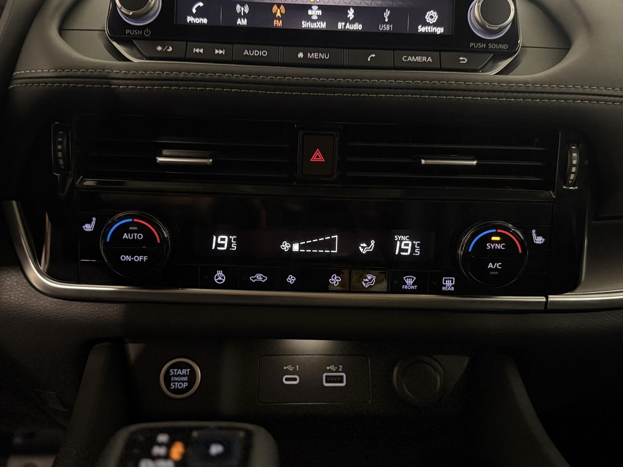 2021 Nissan Rogue AWD SV Photo
