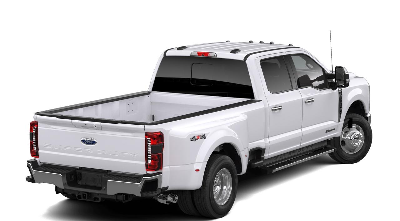 2026 Ford SuperDuty F-350® Lariat® Photo