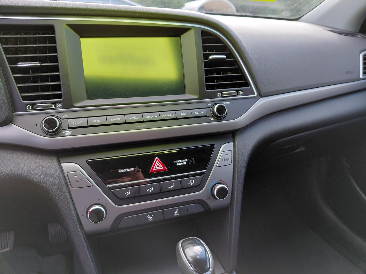 2022 Hyundai Santa Fe Preferred Photo