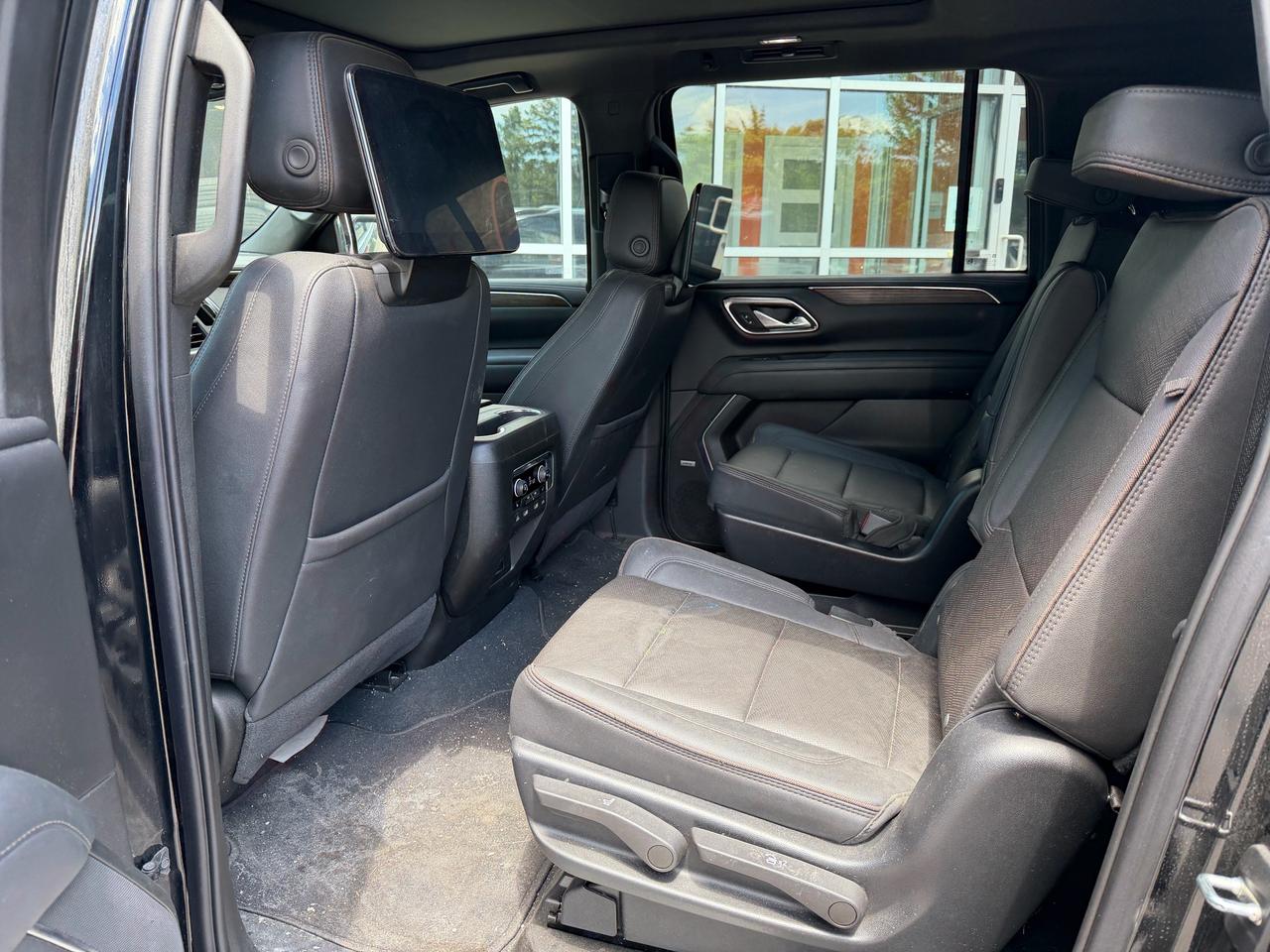 2023 Chevrolet Suburban High Country-3LZ-DIESEL-PANO ROOF-REAR TV-HUD-BOSE Photo