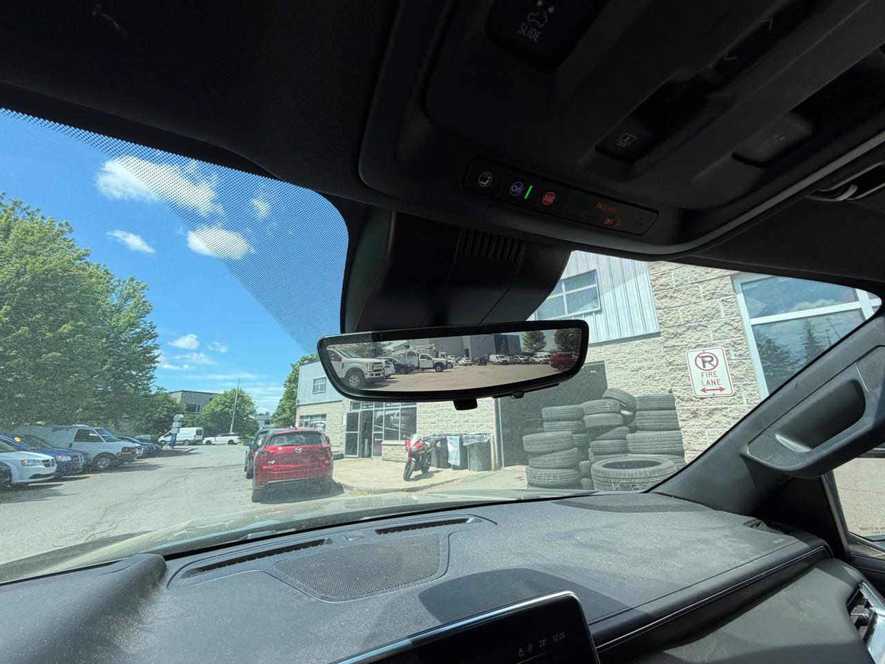 2023 Chevrolet Suburban High Country-3LZ-DIESEL-PANO ROOF-REAR TV-HUD-BOSE - Photo #28