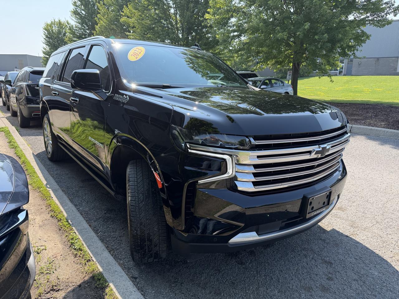 2023 Chevrolet Suburban High Country-3LZ-DIESEL-PANO ROOF-REAR TV-HUD-BOSE Photo
