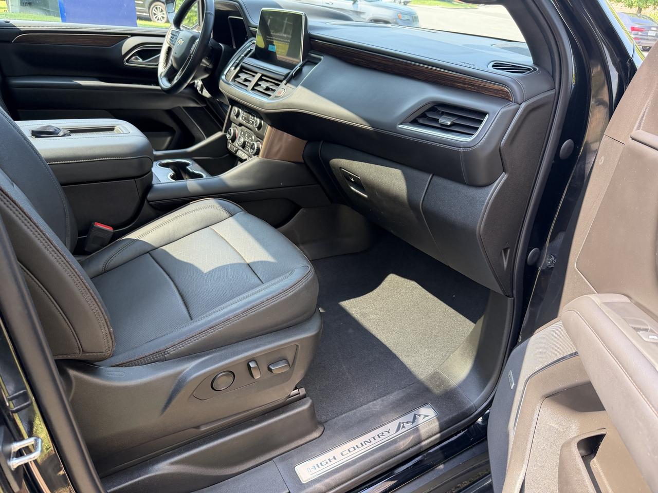 2023 Chevrolet Suburban High Country-3LZ-DIESEL-PANO ROOF-REAR TV-HUD-BOSE - Photo #50