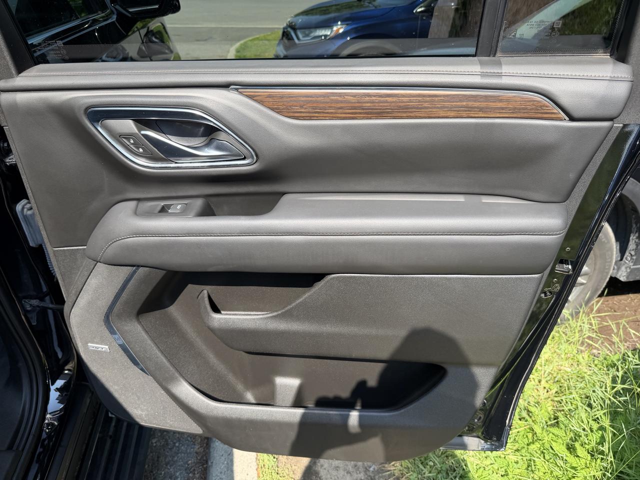 2023 Chevrolet Suburban High Country-3LZ-DIESEL-PANO ROOF-REAR TV-HUD-BOSE Photo97