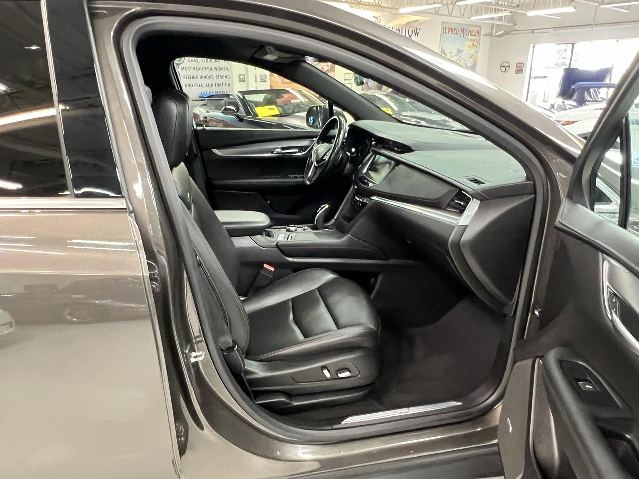2020 Cadillac XT5 AWD 4dr Luxury Photo