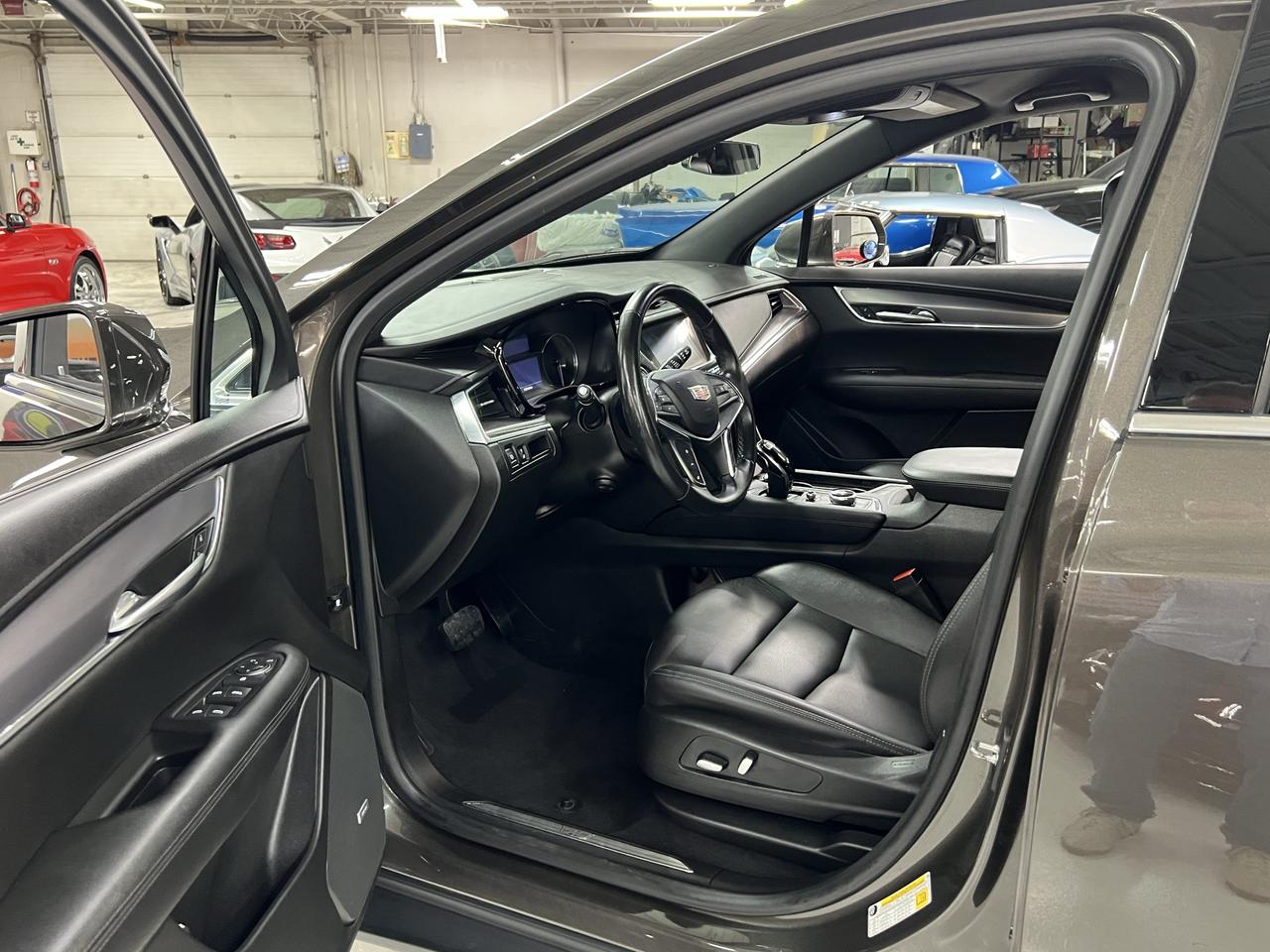 2020 Cadillac XT5 AWD 4dr Luxury Photo