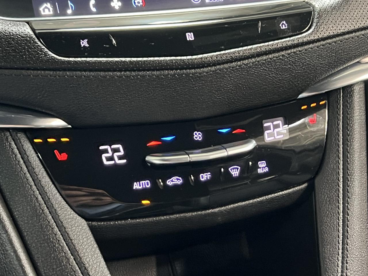 2020 Cadillac XT5 AWD 4dr Luxury Photo